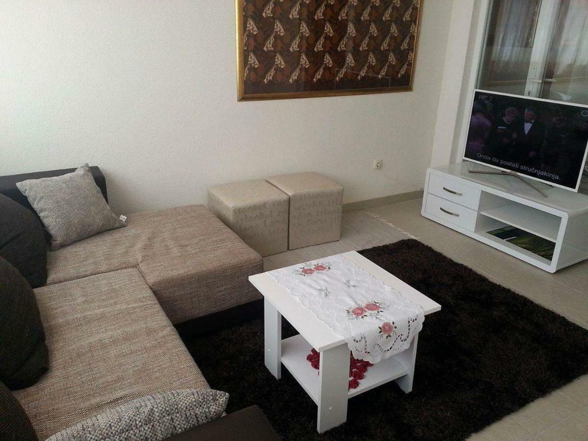 נין Kartini Apartment מראה חיצוני תמונה